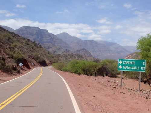 61 km to Cafayate.